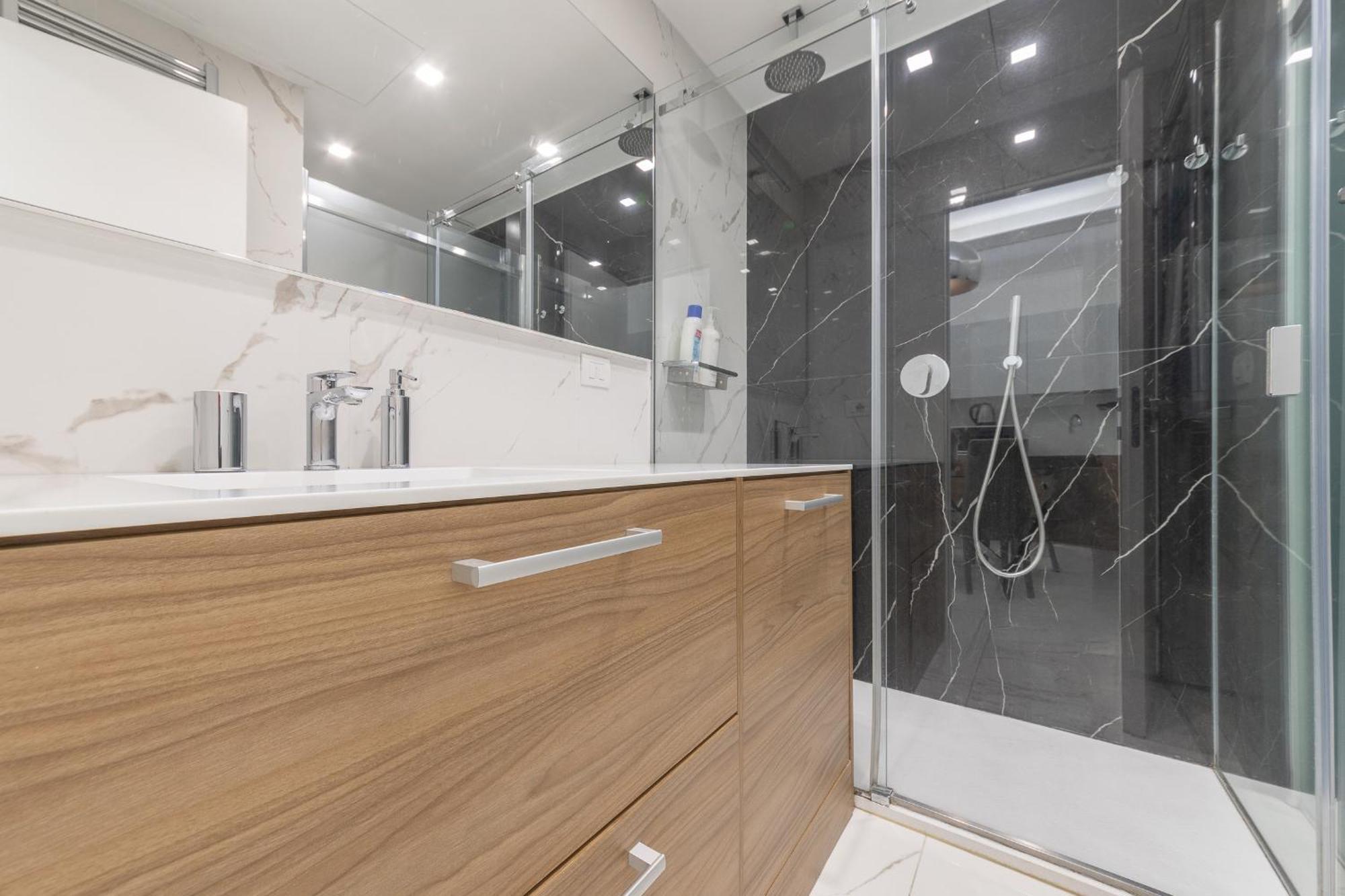 Milan Downtown Apartments Экстерьер фото
